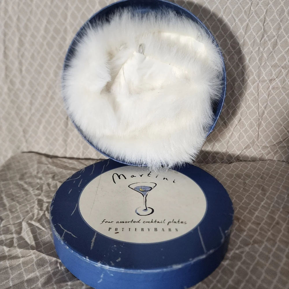 Vintage Elegant Faux Fur Removable Collar Used Not Original Box